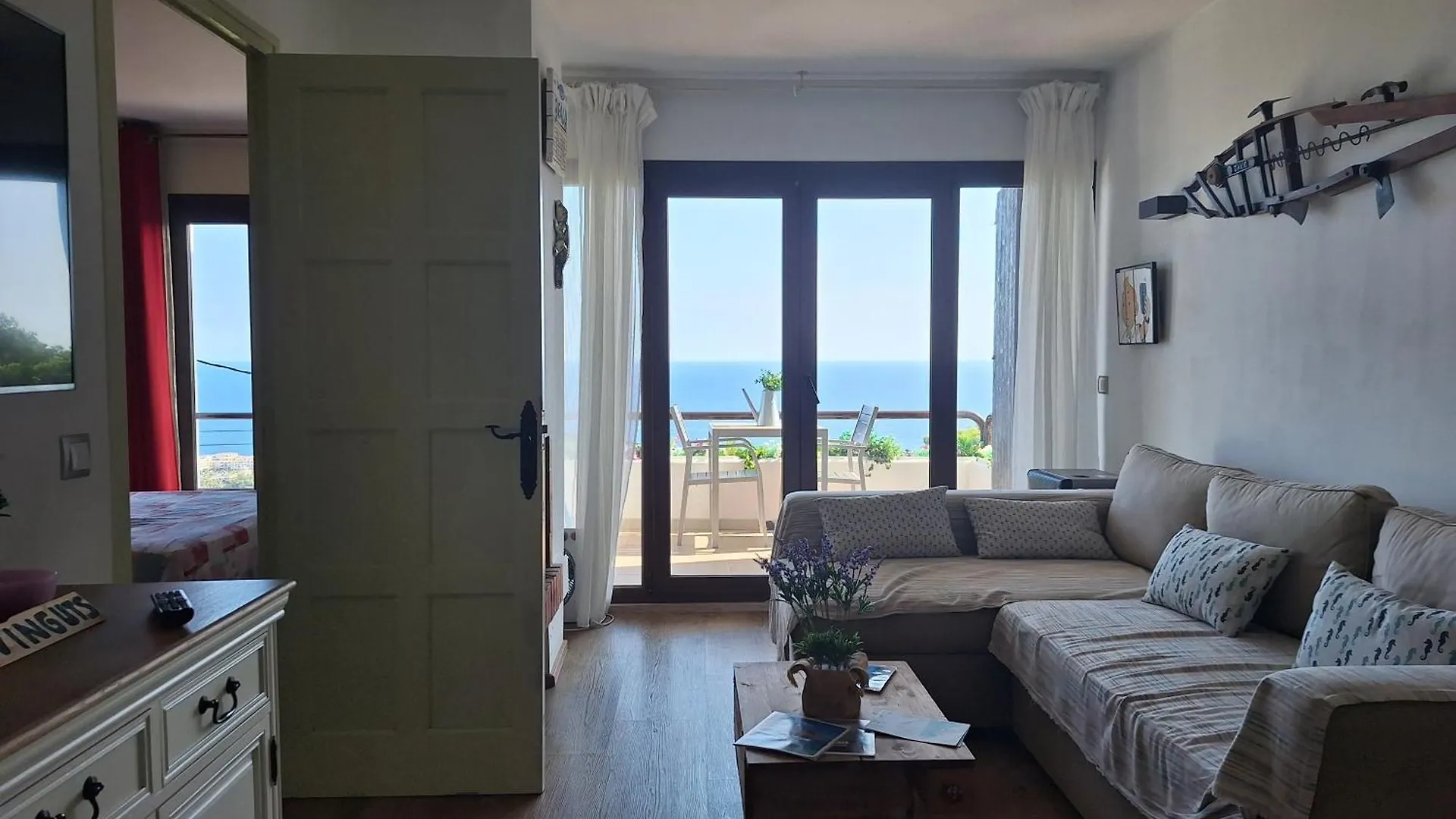 Apt Con Vistas Alas Islas Medas Жирона
